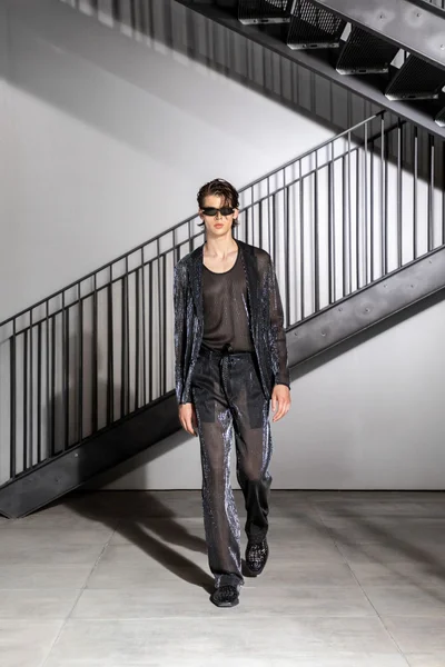 Look 62